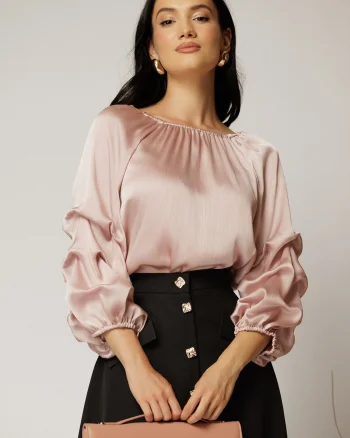Bluza roz din satin cu maneci bufante si decolteu rotund
