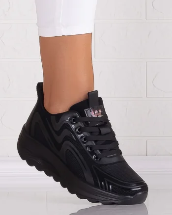 Adidasi dama Negri din Textil Diga
