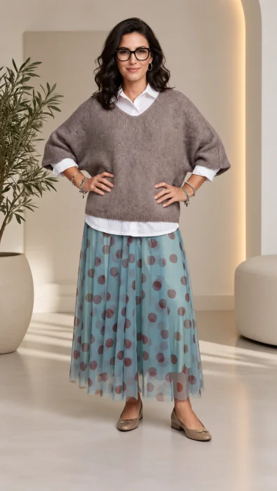 Pulover pufos cu alpaca, oversize cu maneca fluture, bej inchis