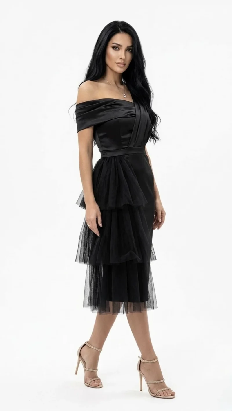 Rochie eleganta din tafta cu volane din tull