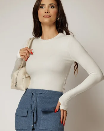 Bluza alba din viscoza cu maneci lungi si decolteu rotund