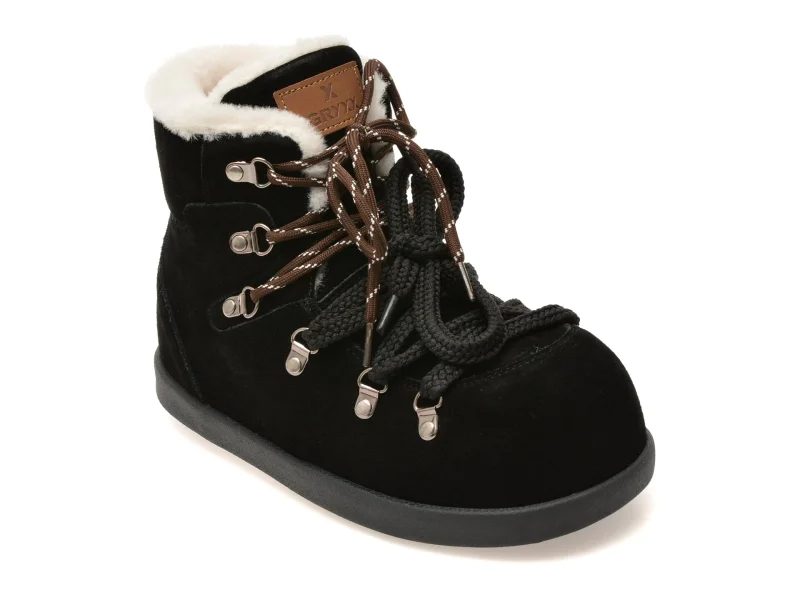 Ghete GRYXX negre, 5808, din piele intoarsa
