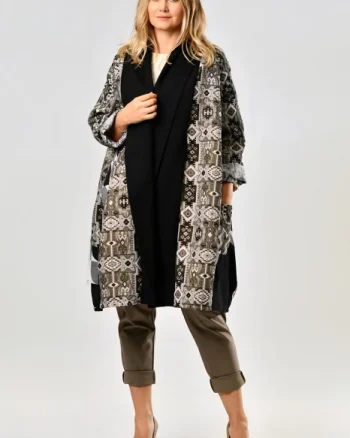 Cardigan oversize patchwork cu motive jacquard, panou negru si croi lejer ,   stil urban-chic