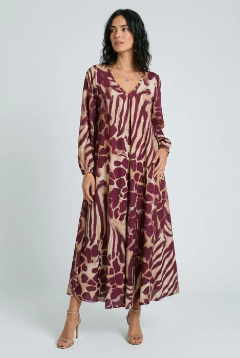 Rochie maxi din vascoza mata cu imprimeu animal print mixt, bordo bej