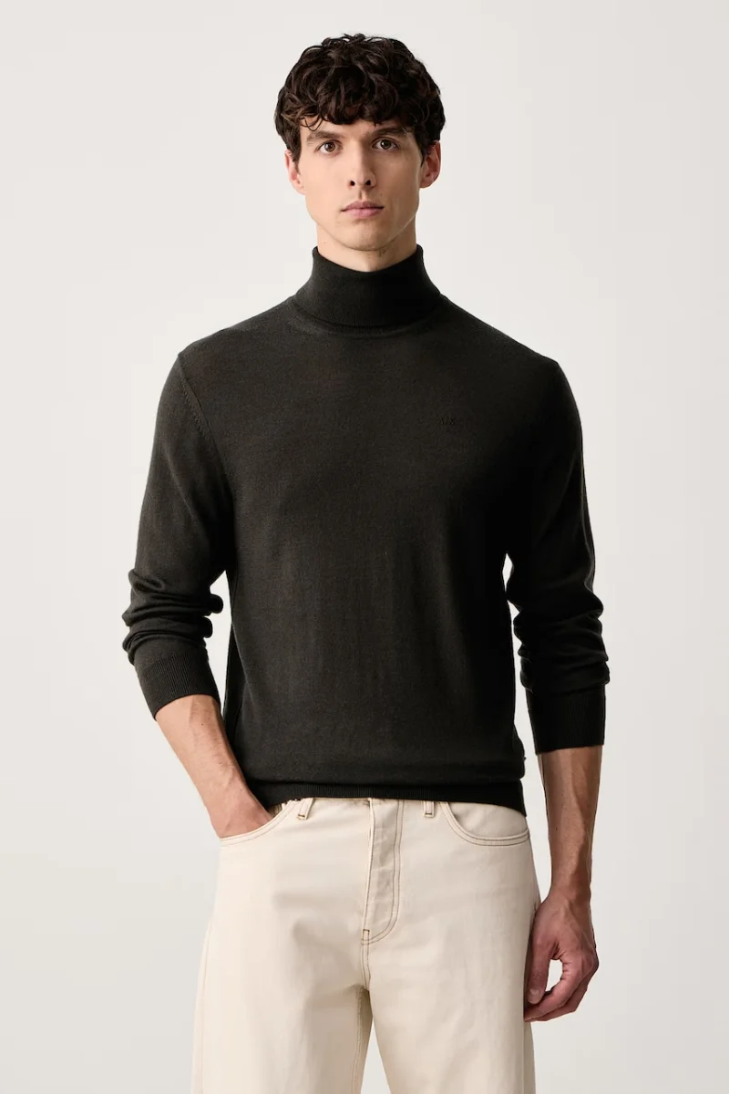 Armani Exchange  pulover cu guler înalt pentru bărbați din lână