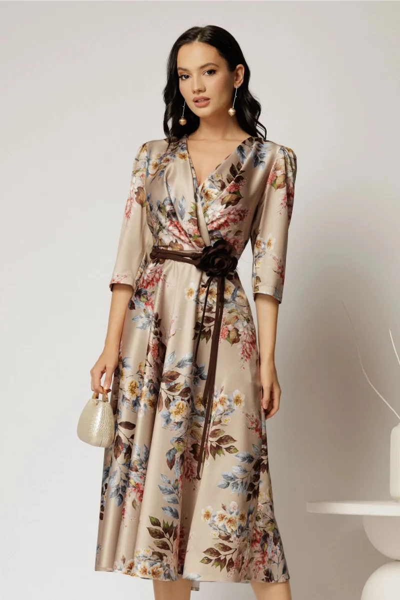 Rochie midi bej cu imprimeu floral si cordon in contrast