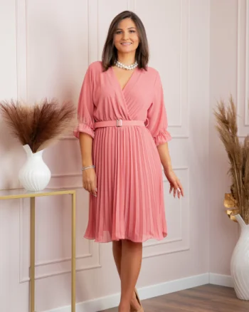 Rochie Christie roz somon din voal cu fusta plisata si curea