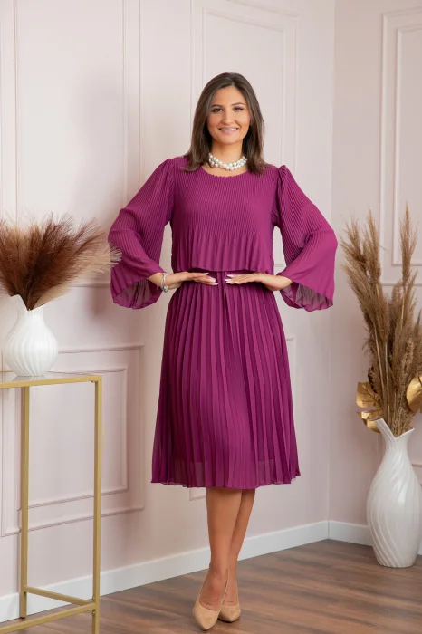 Rochie eleganta Arya fuchsia plisata cu maneci lungi