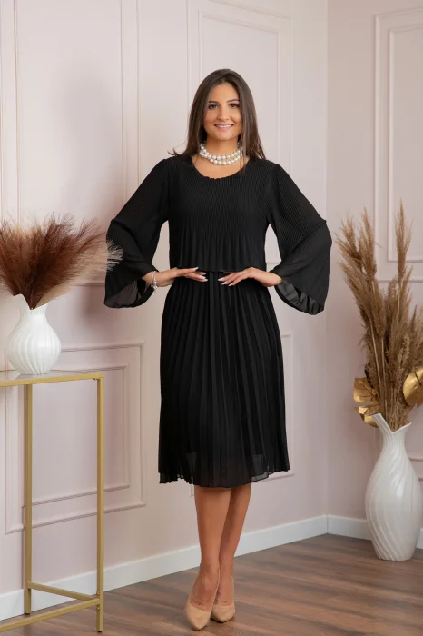 Rochie eleganta Arya neagra plisata cu maneci lungi