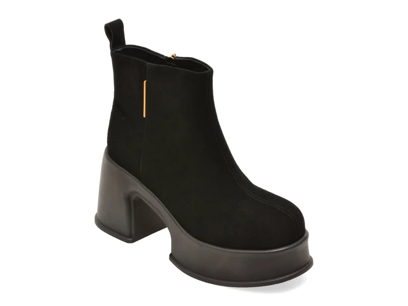 Ghete GRYXX negre, 8506, din piele intoarsa