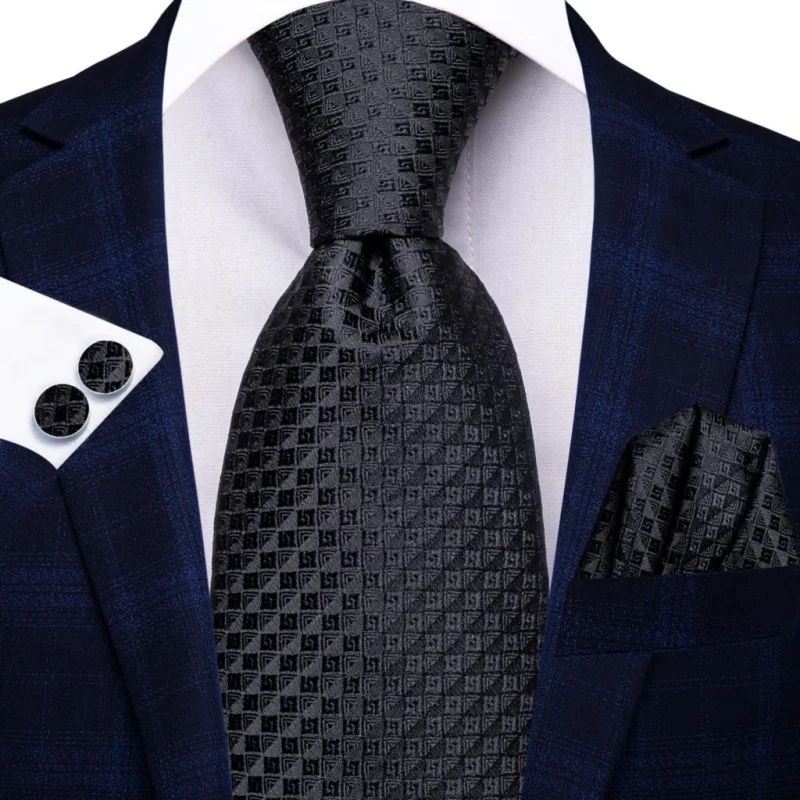 Set cravata neagra + batista + butoni - matase - model 572
