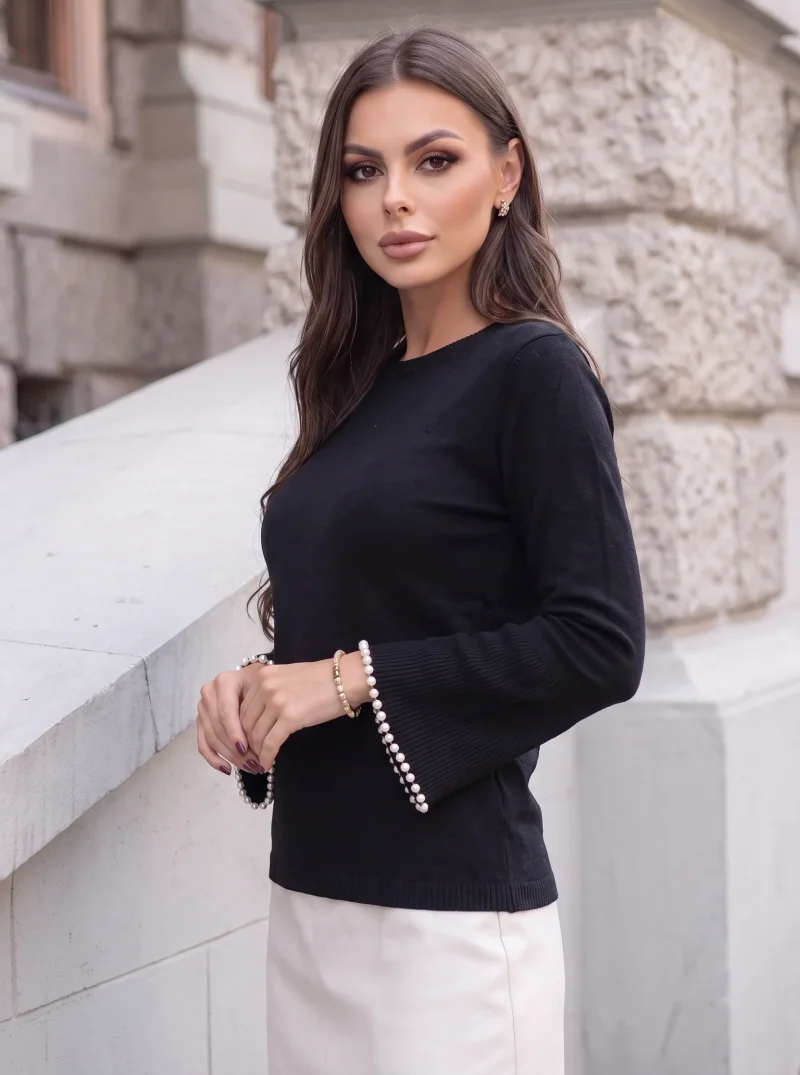 Pulover elegant din tricot fin c...