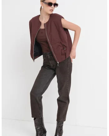 Vesta relaxed fit cu fermoar Azelda - Maro