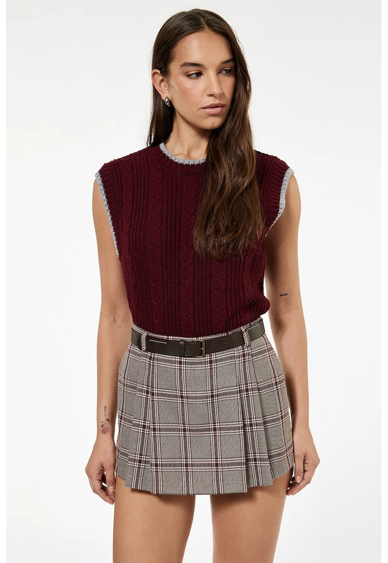 Vesta crop cu design torsade - Violet pruna