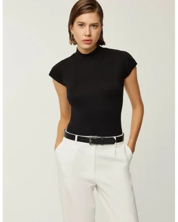 Bluza dama -  maneca scurta - guler inalt - negru - tricot