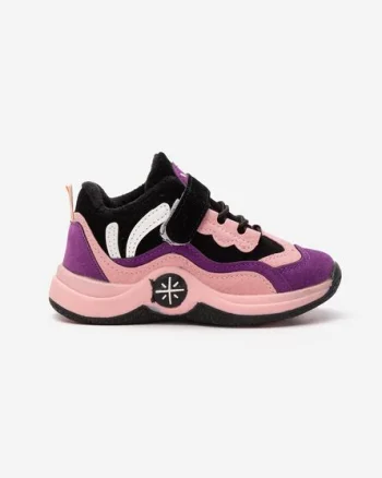 Sneakers fete Nilsa roz