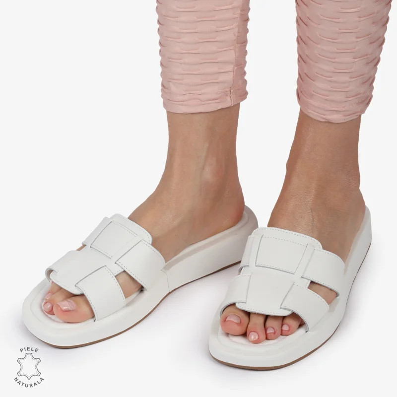 PAPUCI Dama Piele Naturala CRL1430 ALB