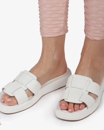 PAPUCI Dama Piele Naturala CRL1430 ALB