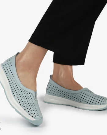 Balerini dama din Piele Naturala PERFORATA CU FUNDITA CRL1417 ALBASTRU