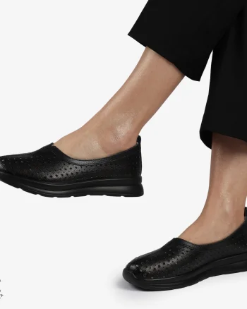 Balerini dama din Piele Naturala PERFORATA CU FUNDITA CRL1417 NEGRU