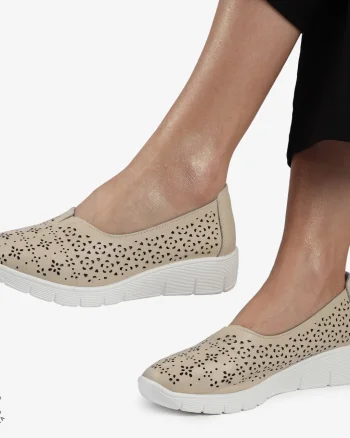 Balerini dama din Piele Naturala CU MICI PERFORATI CRL1416 BEJ