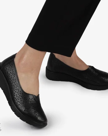 Balerini dama din Piele Naturala CU MICI PERFORATI CRL1416 NEGRU