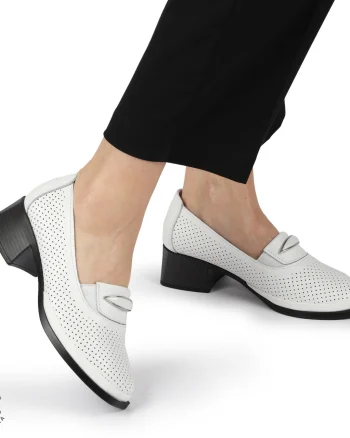PANTOFI ELEGANTI DIN PIELE NATURALA CU TOC MIC CRL01383 ALB