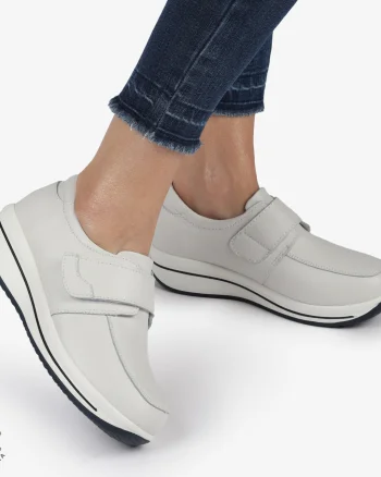 Mocasini dama din piele naturala cu talpa groasa CRL0004 ALB