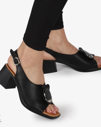 SANDALE dama din Piele Naturala PERFORATA CU TOC PATRAT SI CATARAMA CRL1370 NEGRU