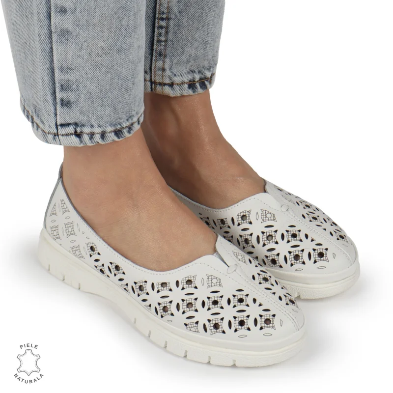 BALERINI dama din Piele naturala PERFORATA SLIP-ON CRL1360 ALB