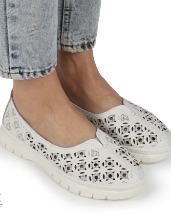 BALERINI dama din Piele naturala PERFORATA SLIP-ON CRL1360 ALB
