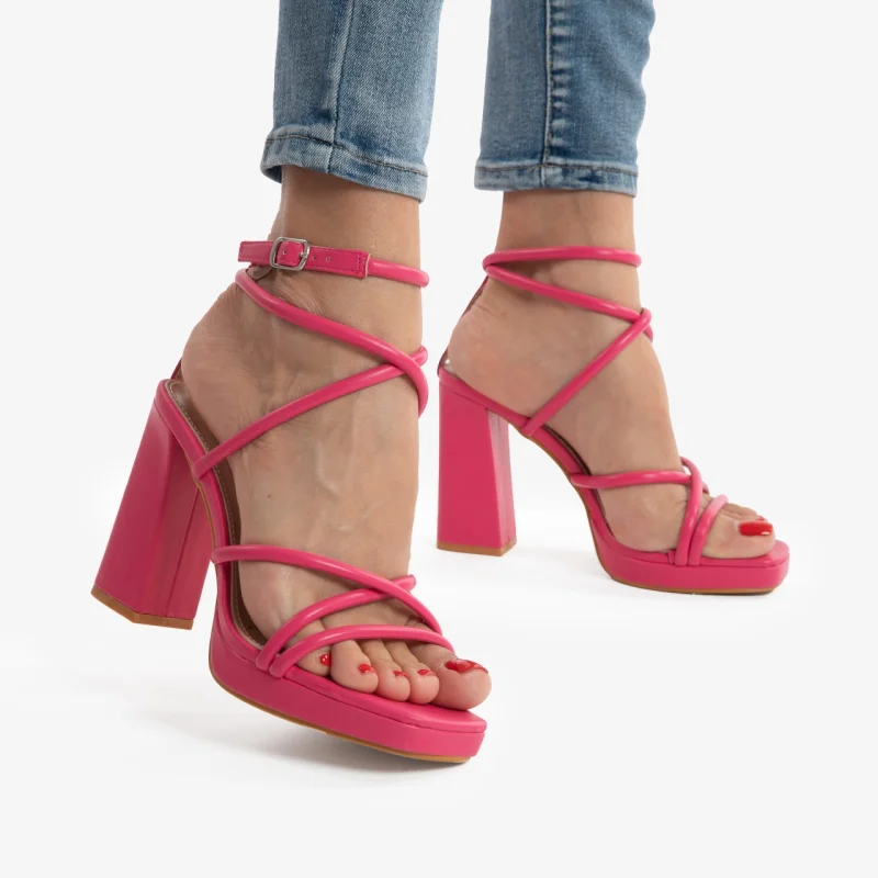 SANDALE ELEGANTE DIN PIELE ECOLOGICA CU MODEL SI TOC GROS CRL0734 FUCSIA