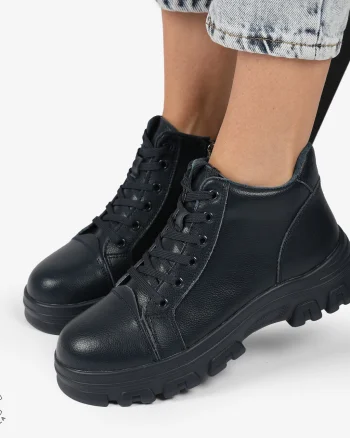 Ghete Dama DIN Piele Naturala CU TALPA ADERENTA CRL1299 BLEUMARIN