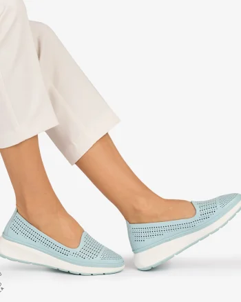Balerini dama din Piele Naturala Perforata CRL1075 CULOARE: ALBASTRU