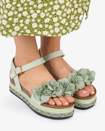 SANDALE Dama DIN TEXTIL CU MODEL DIN FLORI SI STRASURI CRL1019 Culoare: VERDE