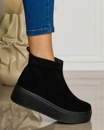 Ghete casual din piele naturală suede cu talpa solida cu fermoar CRL1511 NEGRUS