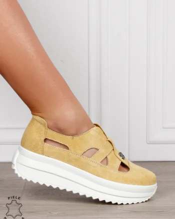Sandale dama din Piele Naturala Intoarsa cu talpa inalta CRL1558 GALBEN