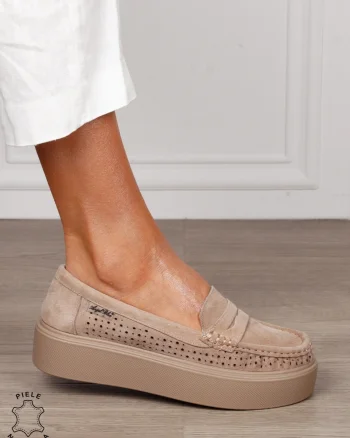 MOCASINI damă din piele naturală intoarsa cu talpa inalta CRL1580 KHAKI