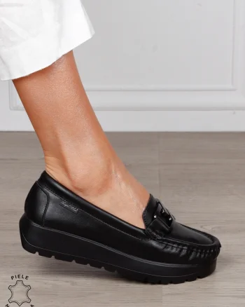 MOCASINI damă din piele naturală cu talpa inalta si catarama CRL1581 Negru