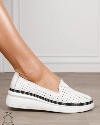 Balerini dama din Piele Naturala cu Fundita CRL1638 ALB
