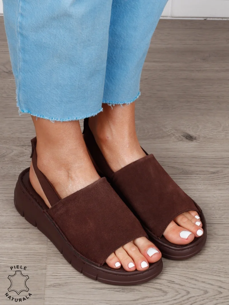 Sandale Damă din Piele Naturală Intoarsa cu Design Modern și Bareta Elastică CRL1805 CAFENIU