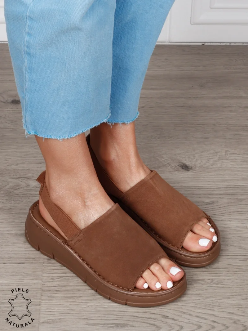 Sandale Damă din Piele Naturală Intoarsa cu Design Modern și Bareta Elastică CRL1805 MARO