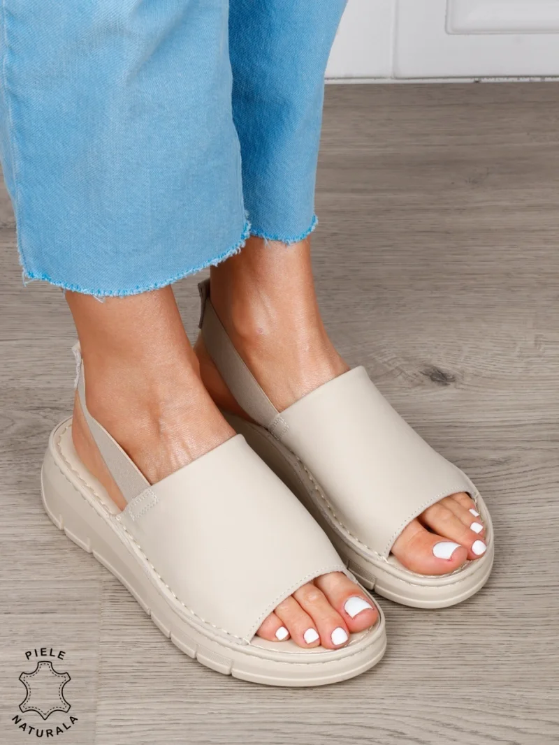 Sandale Damă din Piele Naturală cu Design Modern și Bareta Elastică CRL1805 BEJ