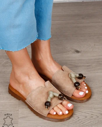 Papuci Dama din piele naturala intoarsa cu Model Decorativ și Accesoriu Elegant CRL1263 KHAKI