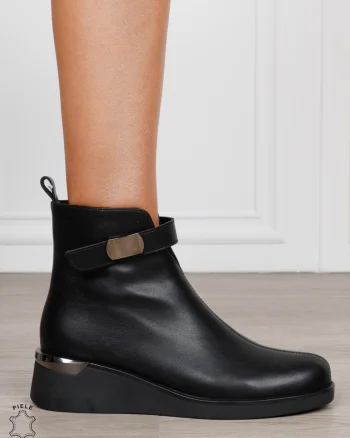 Ghete damă din piele naturală cu toc și design clasic CRL1824 NEGRU