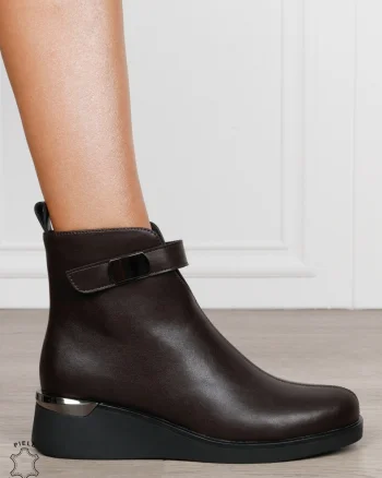Ghete damă din piele naturală cu toc și design clasic CRL1824 CAFENIU