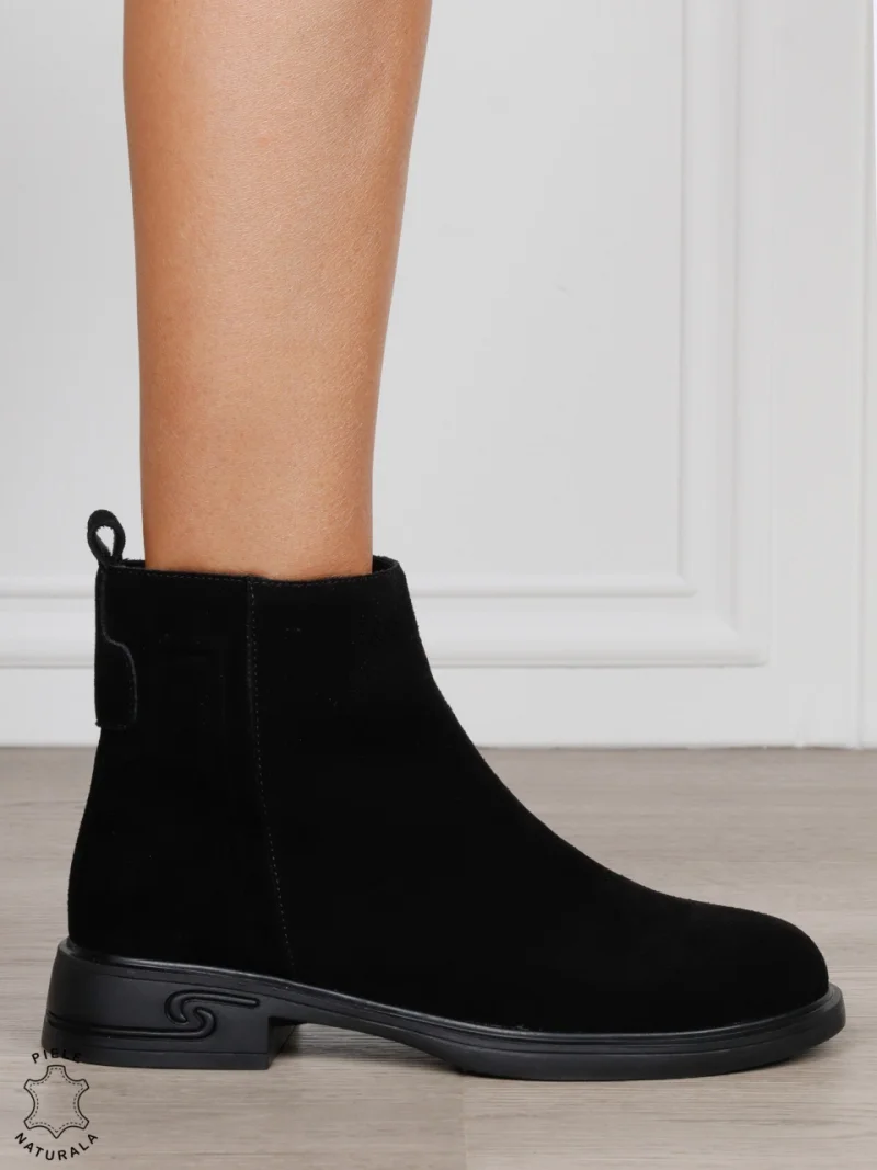 Ghete damă din piele naturală Intoarsa cu aspect elegant CRL1825 NEGRU