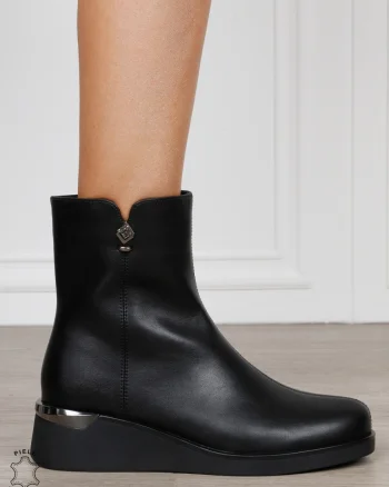 Ghete damă din piele naturală cu design minimalist CRL1830 NEGRU