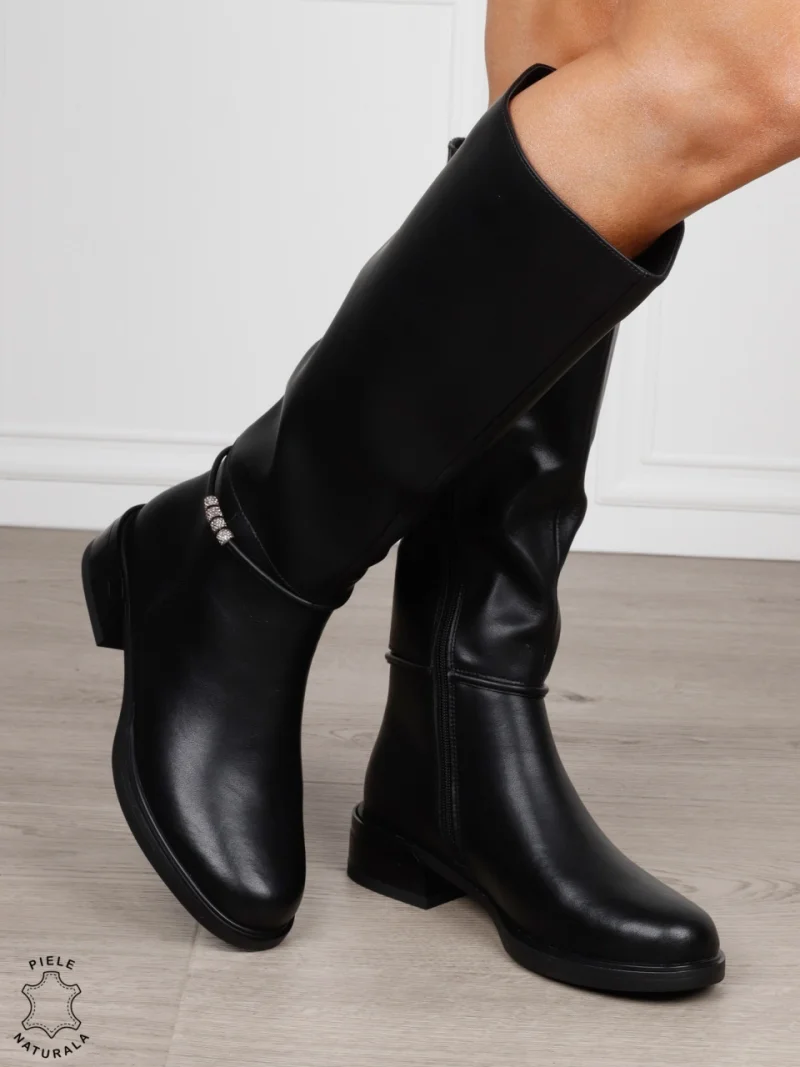 Cizme damă din piele naturală cu detaliu decorativ la gleznă CRL1838 NEGRU