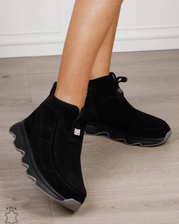 Ghete damă din piele naturală întoarsă cu finisaj casual CRL1843 NEGRU